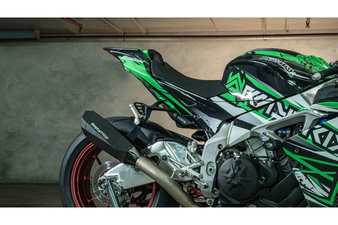 Aprilia Rsv4 Rf Armytrix フルエキゾーストシステム Racing Line