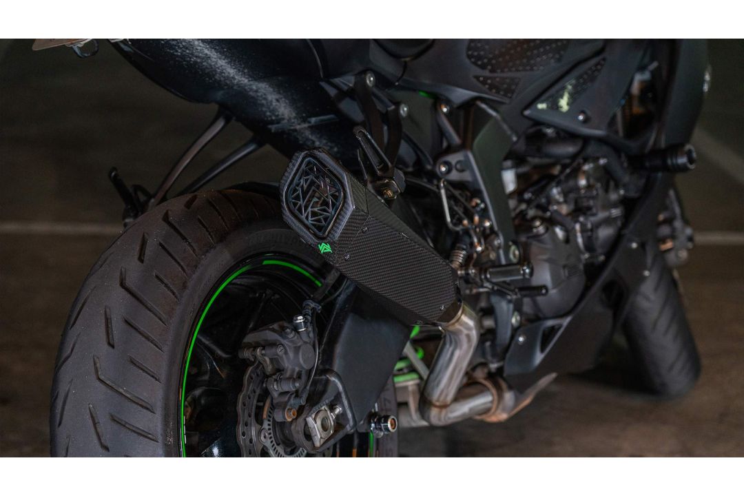 カワサキ Ninja Zx-6r Armytrix フルエキゾーストシステム アフター 