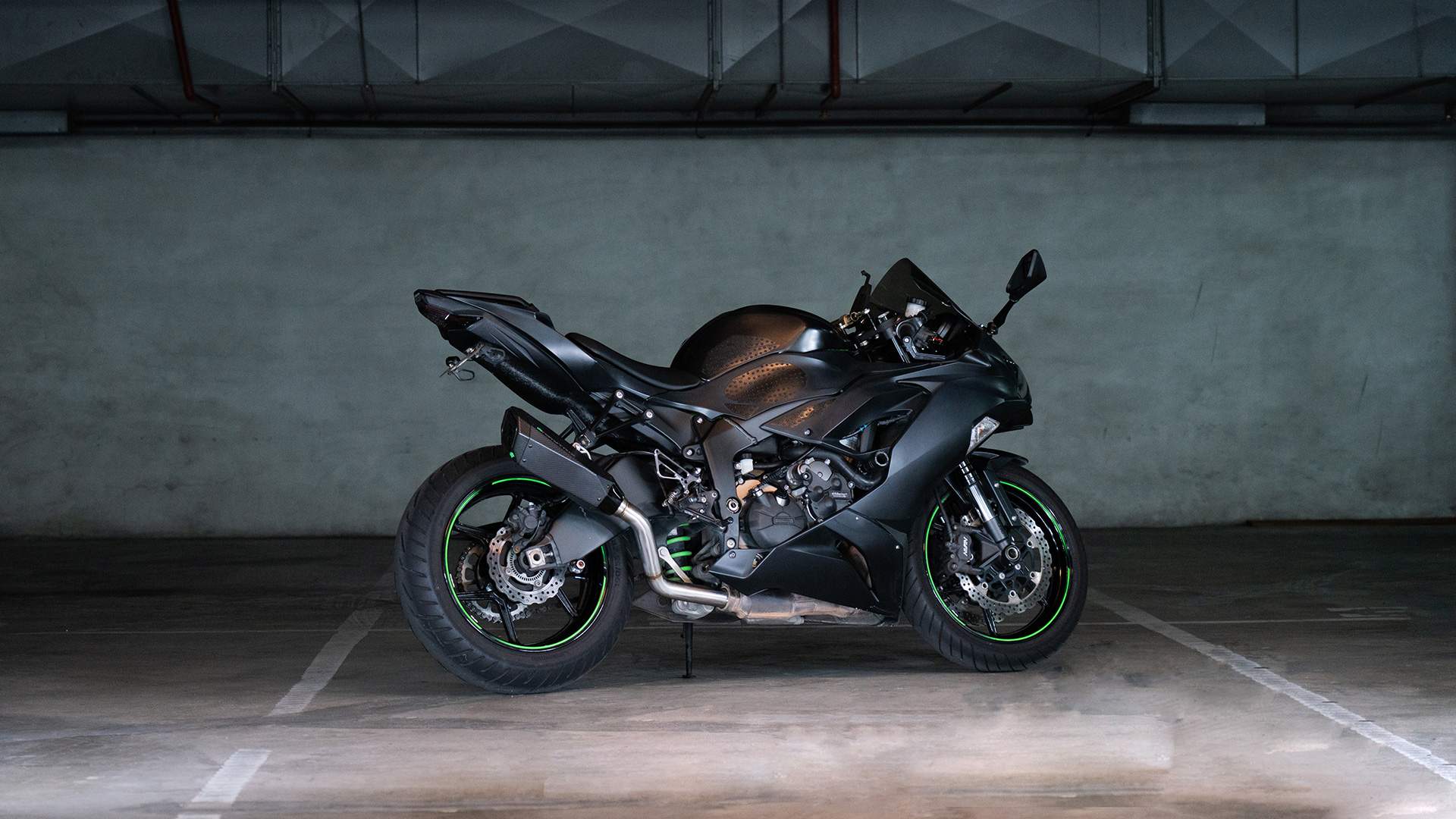 カワサキ Ninja Zx-6r Armytrix フルエキゾーストシステム アフター 